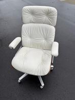 Design Loungestoel type Eames Lounge full leather, Ophalen