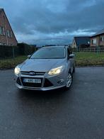 Ford focus 1.0 ESSENCE, Autos, Achat, Boîte manuelle, Entretenue par le concessionnaire, Noir