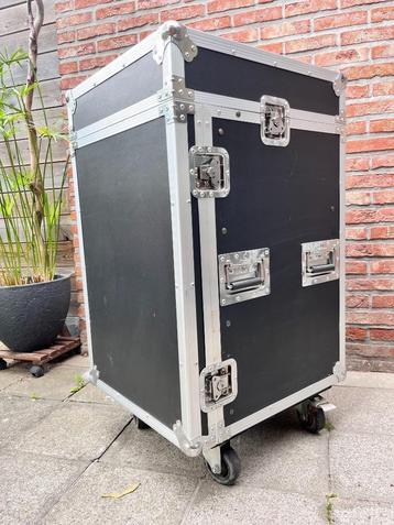 PA flight CASE beschikbaar voor biedingen