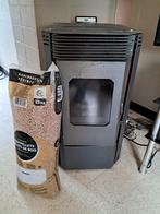 Pelletkachel 10KW + 12 zakken Pellets 15KG, Ophalen, Gebruikt, Pelletkachel, Vrijstaand
