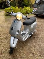 Vespa piaggio 50 cc 1/1/2010, Fietsen en Brommers, Scooters | Vespa, Ophalen of Verzenden, Gebruikt