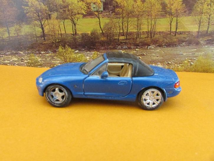 MAZDA MX 5 ROADSTER 1; 43, Hobby en Vrije tijd, Modelauto's | 1:43, Gebruikt, Auto, Overige merken, Ophalen of Verzenden