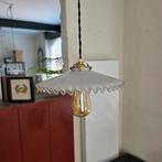 Vintage opaline glazen hanglampen. 25 stuks beschikbaar., Ophalen of Verzenden, Zo goed als nieuw