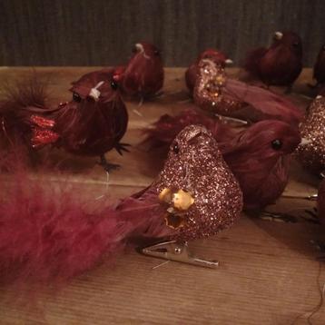 Decoratie vogeltjes.  beschikbaar voor biedingen