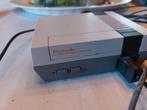 Nintendo nes mini met 30 games, Consoles de jeu & Jeux vidéo, Consoles de jeu | Nintendo NES, Comme neuf, Enlèvement ou Envoi