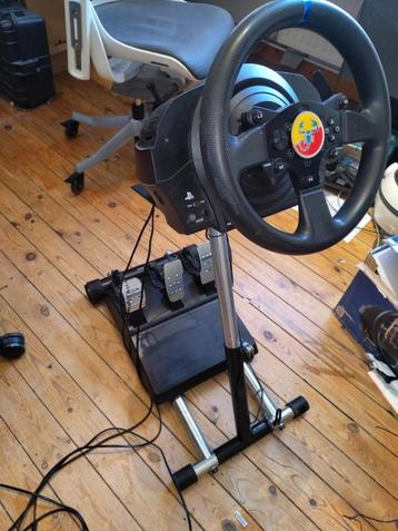 Thrustmaster T300RS plus pedalen T3PA  met wheelstand pro beschikbaar voor biedingen