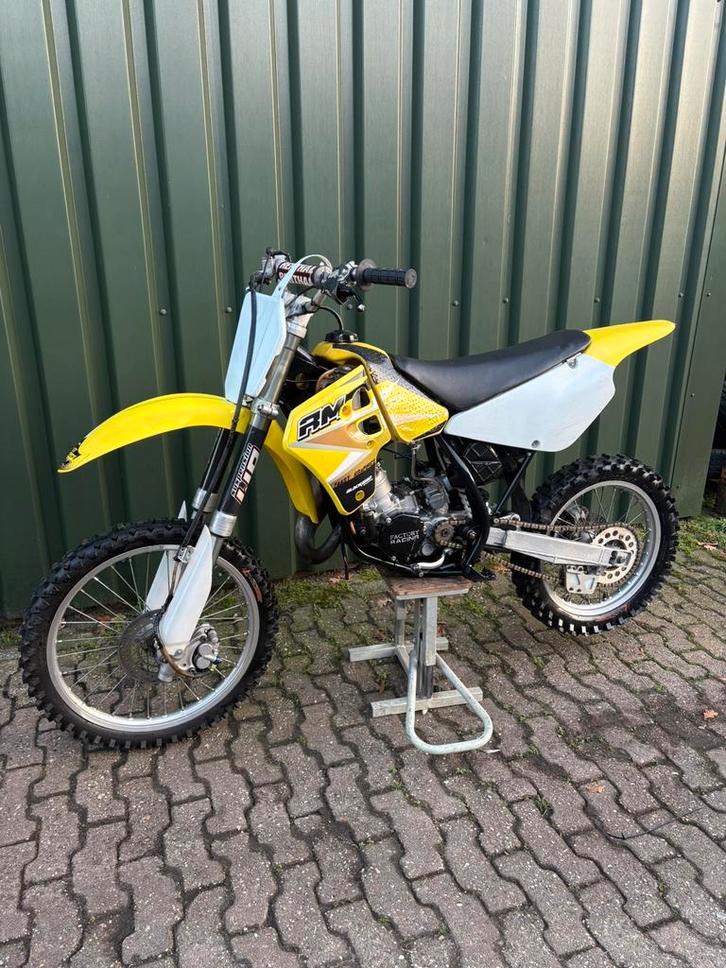 Suzuki RM 85, Fietsen en Brommers, Brommers | Crossbrommers, Zo goed als nieuw, Suzuki, Ophalen of Verzenden