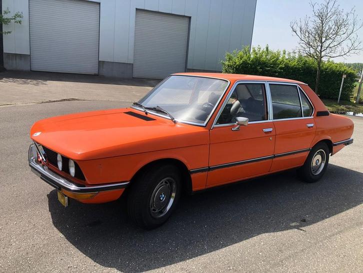 BMW 520 Type E12 in originele staat in het prachtige kleur, Auto's, BMW, Bedrijf, Te koop, 5 Reeks, Benzine, Berline, 5 deurs