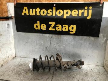 Schokdemperpoot rechts-voor van een Mazda 3. beschikbaar voor biedingen