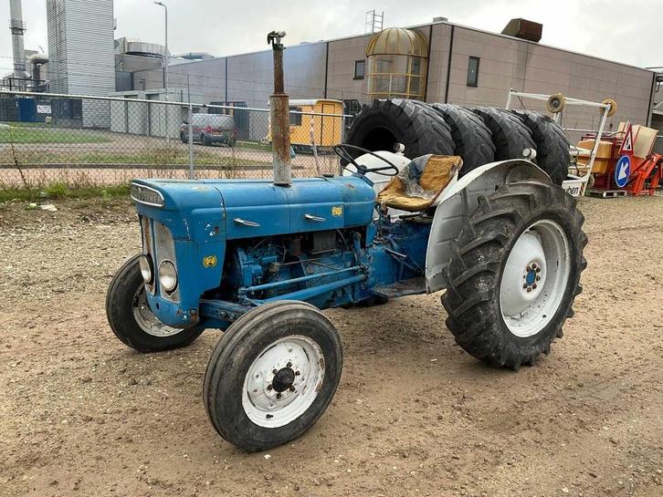 Fordson Super Dexta Tweewielaangedreven landbouwtractor, Zakelijke goederen, Landbouw | Tractoren, Overige merken, Gebruikt