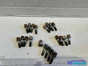 MERCEDES SLK R170 wielbout wielbouten set 1994-2004 beschikbaar voor biedingen