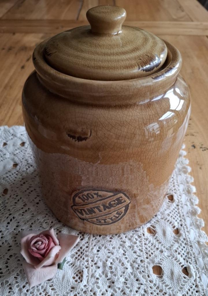 Grote bruine 100 % vintage style, voorraad pot , oude look, Antiek en Kunst, Curiosa en Brocante, Ophalen of Verzenden