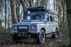 Land Rover Defender 110 VAN 2.4 Turbo LICHTE VRACHT DAKTENT, Auto's, 90 kW, Zwart, Zilver of Grijs, Te koop