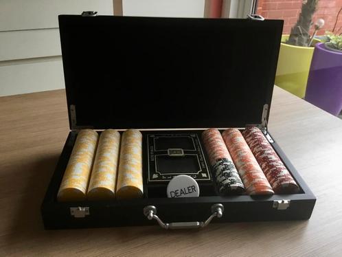 Pokerspelkoffer met KEM-kaarten en chips, Hobby en Vrije tijd, Gezelschapsspellen | Kaartspellen, Gebruikt, Ophalen of Verzenden