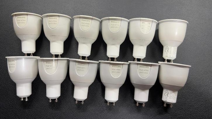Set van 12 Philips Hue White & Color Ambiance GU10 spots, Huis en Inrichting, Lampen | Losse lampen, Zo goed als nieuw, Led-lamp