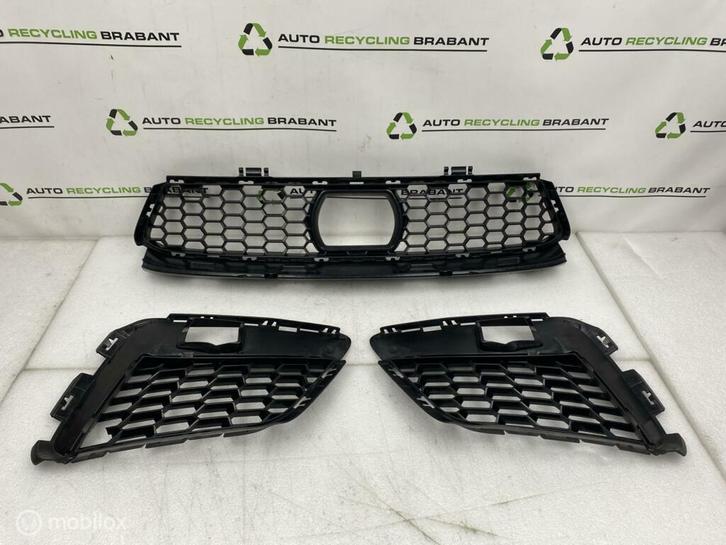 M Bumperrooster Set BMW M8 ORIGINEEL 8070756 8070758 8070757, Auto-onderdelen, Carrosserie, BMW, Gebruikt, Ophalen of Verzenden