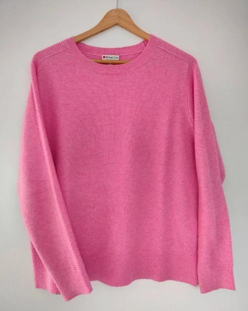 Mooie ruime trui. Street One. Maat 38/40 afmetingen zie foto, Kleding | Dames, Truien en Vesten, Zo goed als nieuw, Maat 38/40 (M)