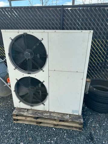 Warmtepomp lucht/water 16kW met defecte compressor, Enlèvement, Utilisé