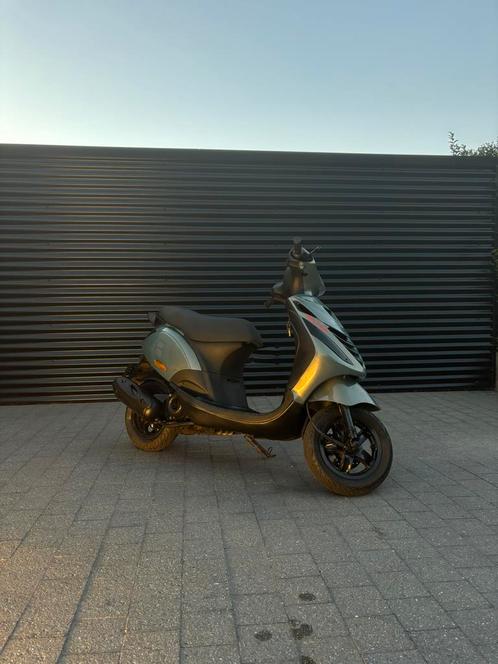 Piaggio Zip 4t 80cc A-klasse, Fietsen en Brommers, Scooters | Piaggio, Nieuw, Zip, Klasse A (25 km/u), Benzine, Ophalen of Verzenden