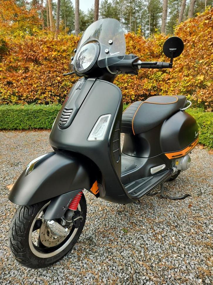 Vespa GTS 300 Super Sport, Fietsen en Brommers, Scooters | Piaggio, Gebruikt, Ophalen