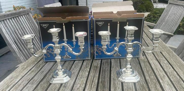 Twee vergulde BMF kandelaars, Antiek en Kunst, Antiek | Kandelaars, Overige materialen, Ophalen of Verzenden