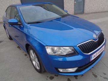 SKODA OCTAVIA BERLINE TIPTRONIC+NAVI