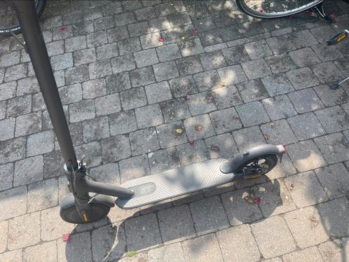 Xiaomi mi essential 32/u, Fietsen en Brommers, Steps, Gebruikt, Elektrische step (E-scooter), Ophalen