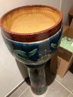 cachepot op sokkel in Brugs aardewerk, Antiek en Kunst, Ophalen of Verzenden