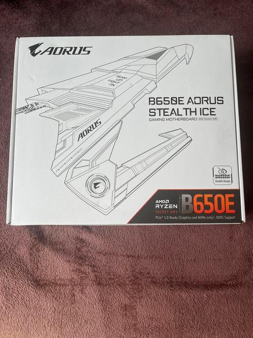 GIGABYTE AORUS STEALTH ICE 650E Motherboard, Computers en Software, Moederborden, Zo goed als nieuw, AMD, DDR5, Ophalen of Verzenden