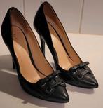 Pompes Guess en parfait état. À PEINE PORTÉ UNE SEULE FOIS., Vêtements | Femmes, Chaussures, Guess, Enlèvement ou Envoi, Escarpins