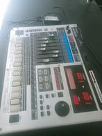 roland mc808 groovebox, Musique & Instruments, Roland, Enlèvement, Utilisé