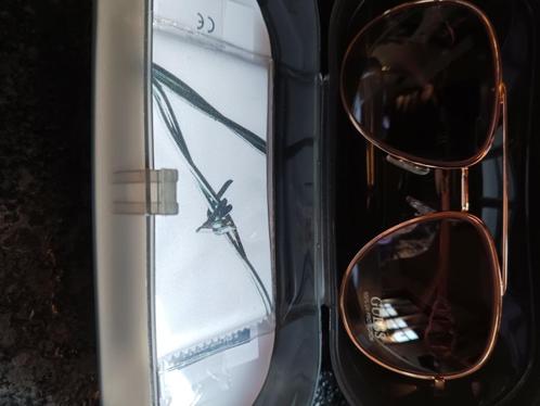 Wie wil er met dit zonnige weer niet pronken met een origine, Handtassen en Accessoires, Zonnebrillen en Brillen | Dames, Nieuw