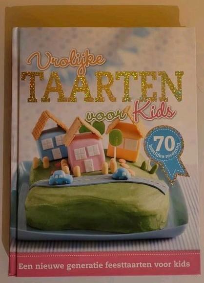 Vrolijke taarten voor kids, Livres, Livres de cuisine, Comme neuf, Enlèvement ou Envoi