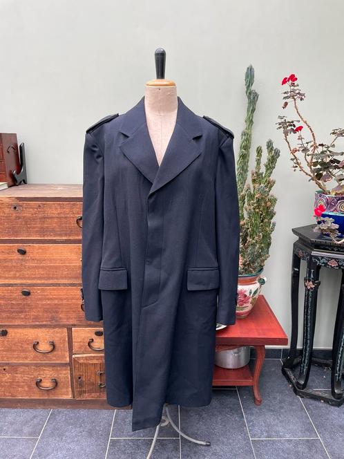 Trench vintage Barnabé 52, Vêtements | Hommes, Vestes | Hiver, Comme neuf, Taille 52/54 (L), Bleu, Enlèvement ou Envoi