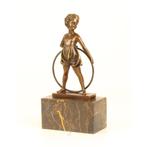brons beeld van een meisje , brons, Enlèvement ou Envoi