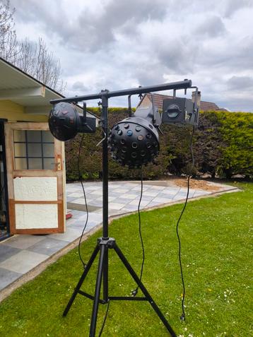 Lumières sono beschikbaar voor biedingen