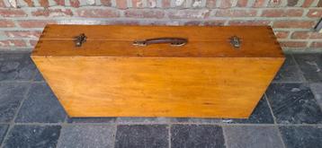 Nostalgische/vintage opvouwbare reis/picknick/schilderstafel beschikbaar voor biedingen