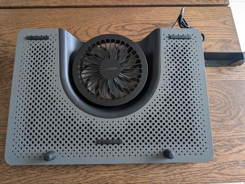 Trust Gaming GXT 1125

gaming laptop koeler als nieuw, Computers en Software, Computerkoelers, Zo goed als nieuw, Ophalen of Verzenden