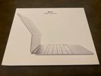 Apple Magic Keyboard (White) iPad Pro 13inch (Ongeopend), Computers en Software, Tablet-hoezen, Ophalen, Zo goed als nieuw