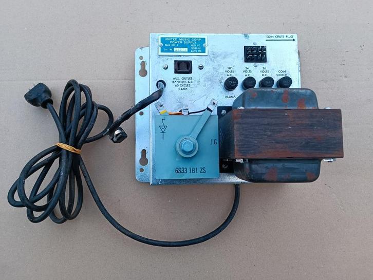 Voeding United UPB-100 (1959) jukebox, Verzamelen, Automaten | Jukeboxen, Verzenden