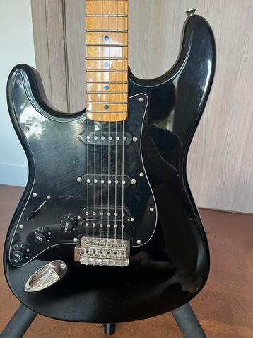 Linkshandige Stratocaster (Squire) by Fender, Enlèvement, Comme neuf, Fender