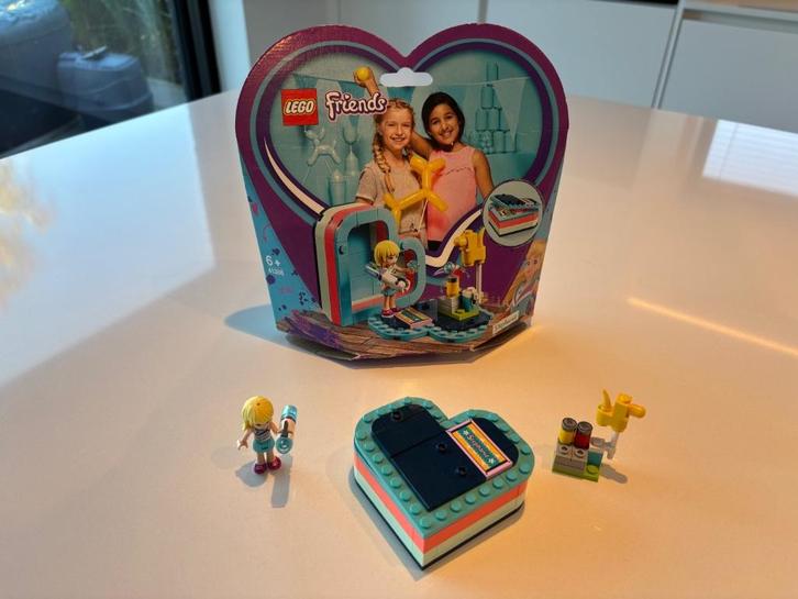 LEGO Friends (41386) Stephanie's hartvormige zomerdoos, Kinderen en Baby's, Speelgoed | Duplo en Lego, Zo goed als nieuw, Lego