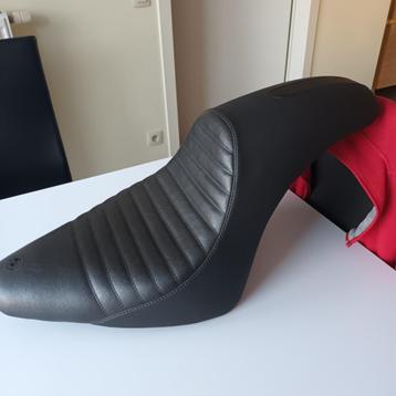 BMW R18 Fastback zwart zadel voor R18/R18 Classic beschikbaar voor biedingen