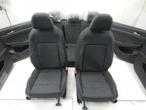 VW Golf 8 Interieur Stof Comfortline met Deurpanelen RHD, Auto-onderdelen, Interieur en Bekleding, Volkswagen, Gebruikt, Ophalen of Verzenden