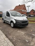 Fiat fiorino BENZINE 2019 106.dkm, Auto's, Euro 6, Bedrijf, Handgeschakeld, Achteruitrijcamera