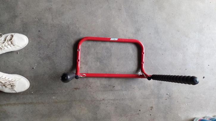 Support vélo très très solide, Vélos & Vélomoteurs, Accessoires vélo | Porte-vélos, Comme neuf, Enlèvement