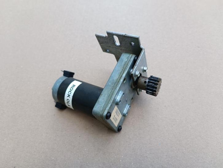 Carrousel Motor Rock-ola CD2000 (1991) jukebox, Collections, Machines | Jukebox, Envoi