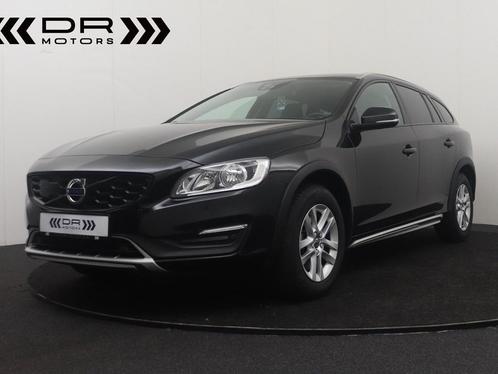 Volvo V60 CROSS COUNTRY D3 - LEDER - NAVI - ADAPTIVE CRUISE, Auto's, Volvo, Bedrijf, V60, ABS, Airbags, Airconditioning, Alarm