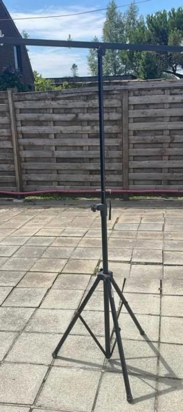 Ramp voor lichtshows beschikbaar voor biedingen