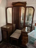 Antieke makup-kast, Ophalen